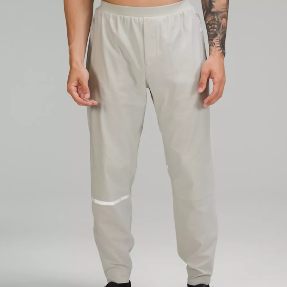 Lululemon Reflective Running Jogger Classic Tapered Fit